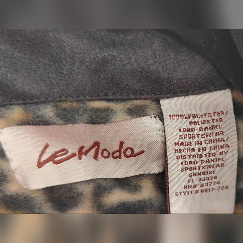 Le Moda - Leopard Print - Collared Cape Poncho - One Size - Picture 8 of 8